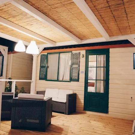 Estremo Sud B&B 마르자메미